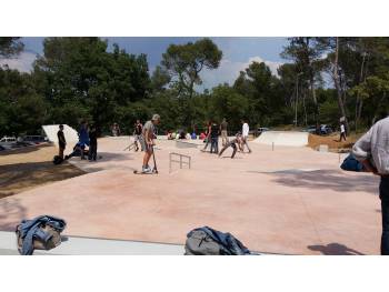 Skatepark de Fuveau (photo : Récréation Urbaine)