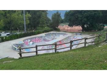 Skatepark - Bowl des marquisats à Annecy